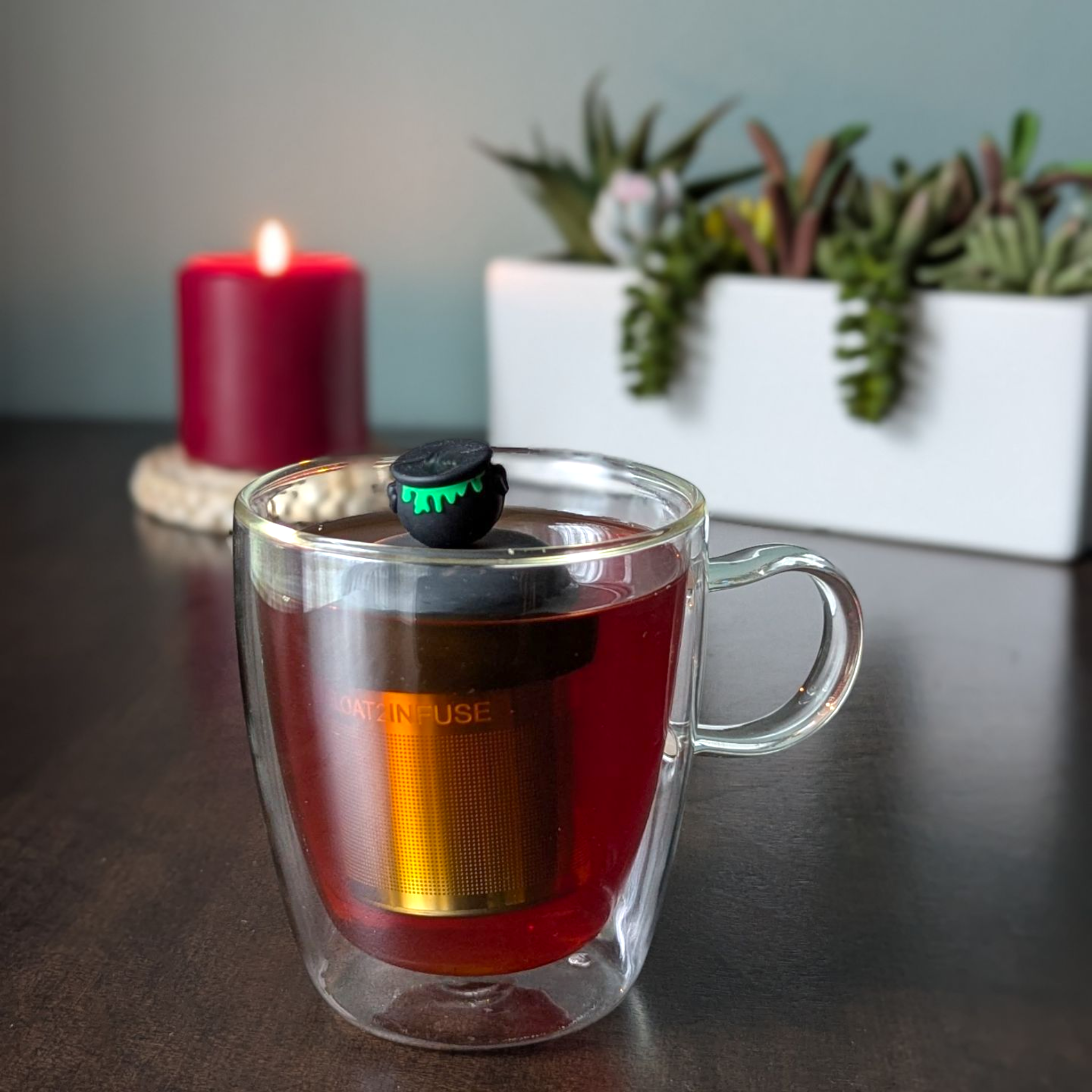 Black Cauldron | Floating Tea Steeper