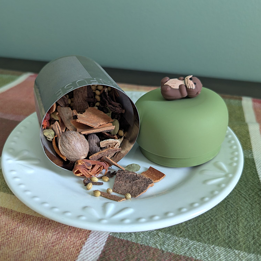 Otter | Large Floating Tea Steeper