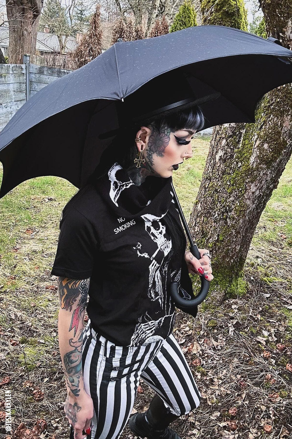 Wednesday Funeral Procession Umbrella [BLACK]